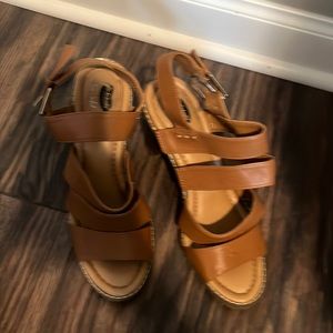 Brown strappy sandals